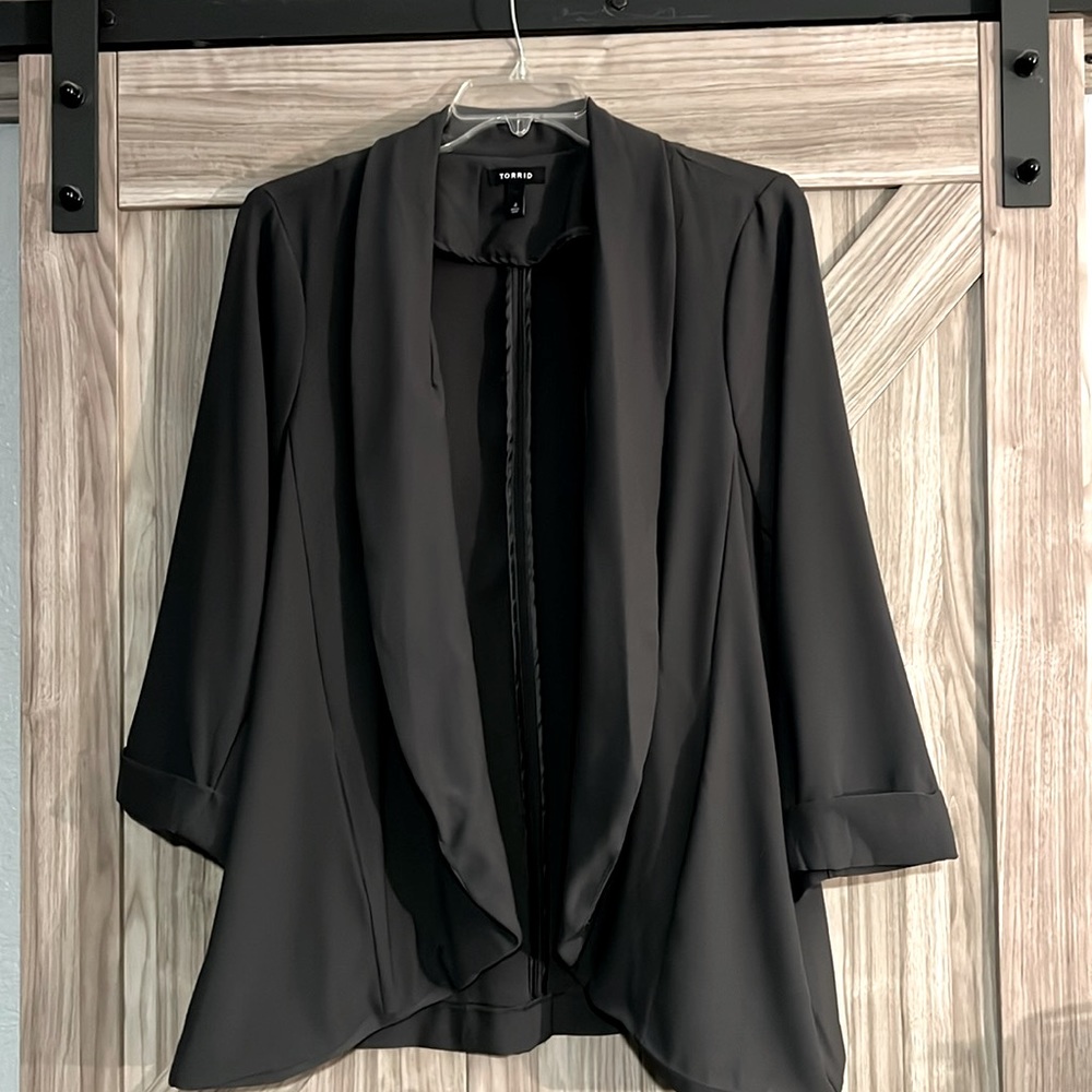 3/4 sleeve blazer